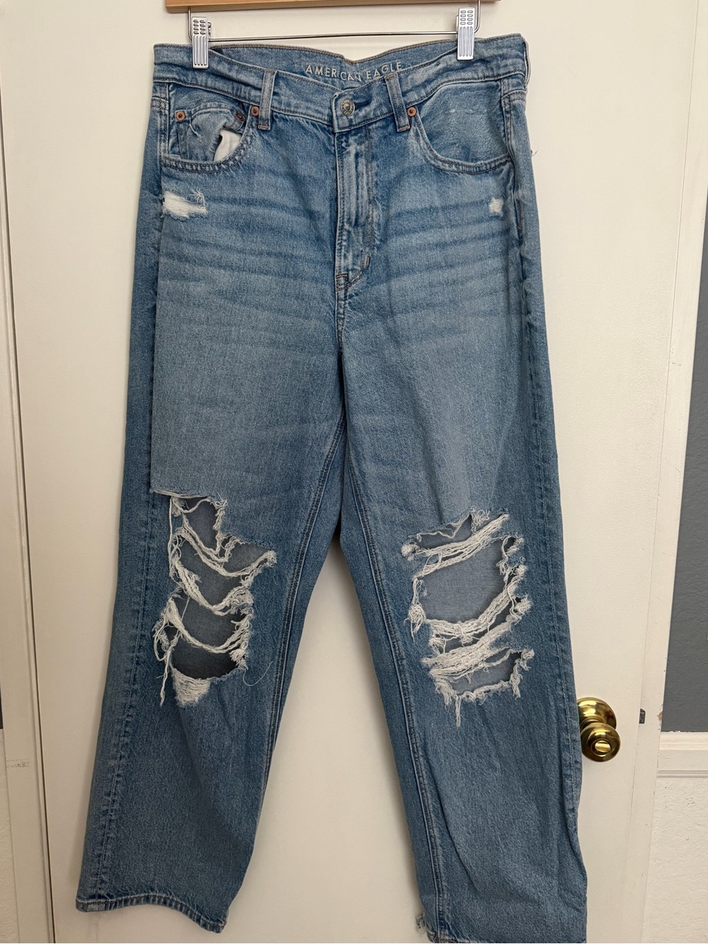 American Eagle Outfitters Strigid Distressed Ripped High Rise Jeans